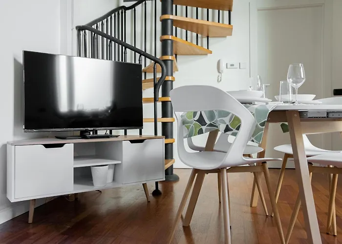 Mini Loft Torre San Vitale 科莫