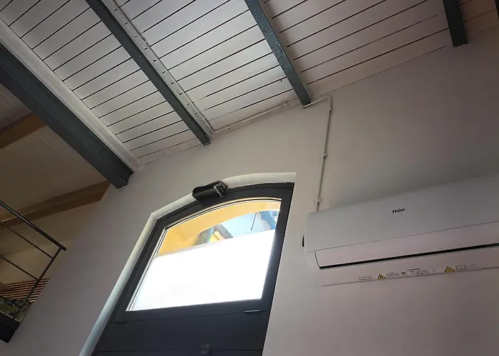 Mini Loft Torre San Vitale 公寓
